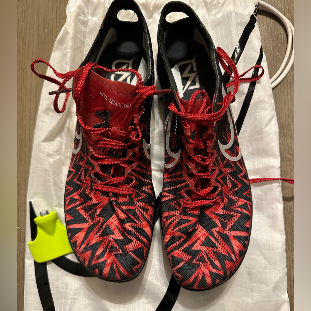 Men’s Nike track spikes size 9 -Zoomx Dragonfly